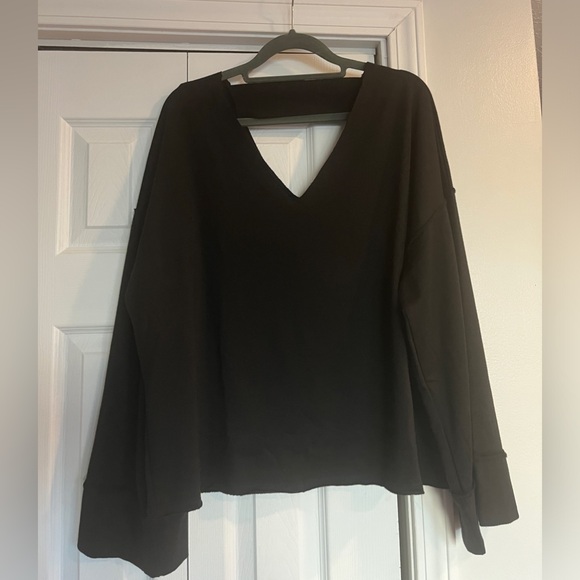 Three Bird Nest Love It V Neckline Open Back Bell Sleeve Top - Small, Black - Picture 8 of 13